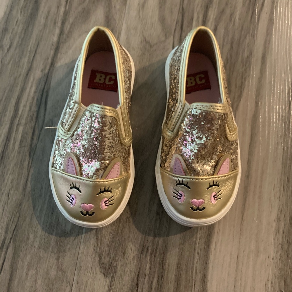 BC Footwear slip on shoes